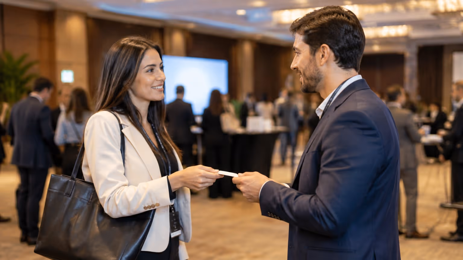 Como fazer networking de verdade em eventos de tecnologia