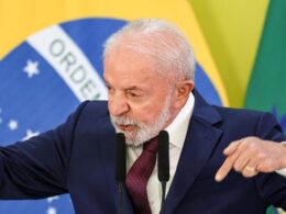 Lula Abre Processo para Expulsar Servidor da CGU por Agressão a Ex-Namorada e Criança