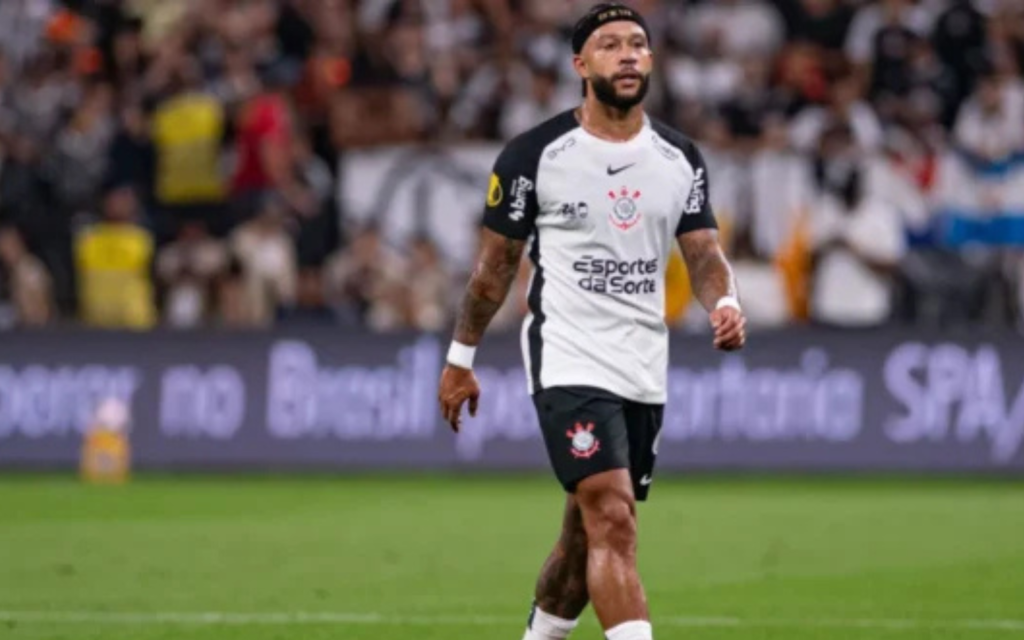 Memphis Depay assume pênalti perdido e projeta novos troféus pelo Corinthians