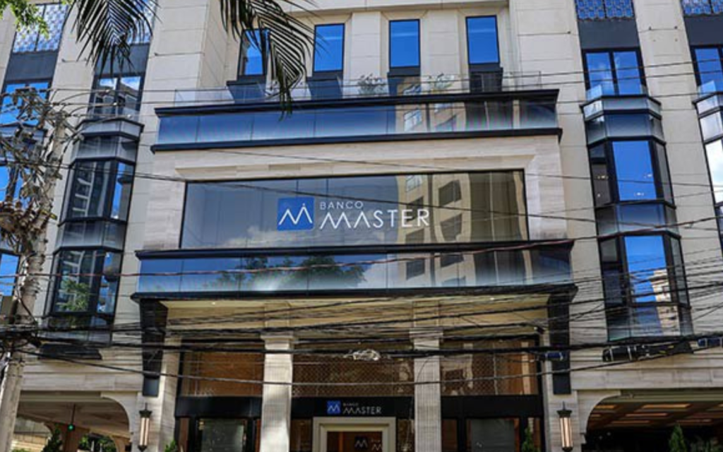 PF abre inquérito para investigar suspeita de gestão fraudulenta no Banco de Brasília